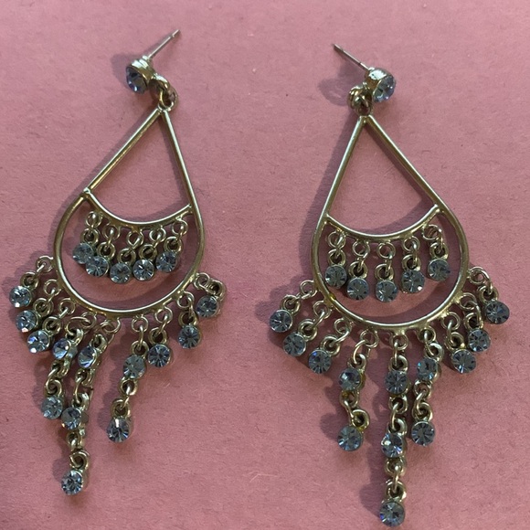 Gorgeous chandelier earrings - Picture 4 of 5